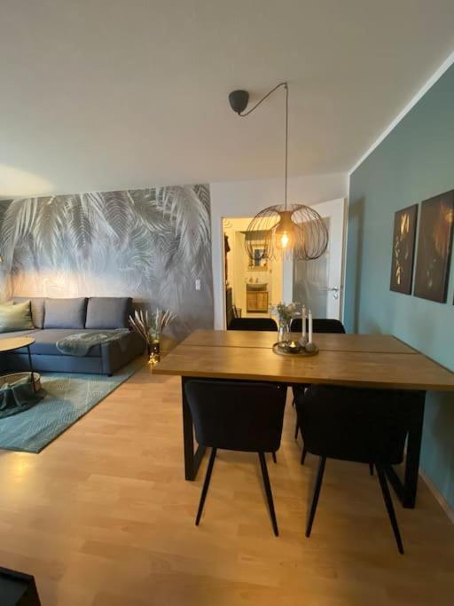 Apartamento Design, Hochschule, Wildpark, Zentral, Waipu Tv, Netflix Pforzheim Exterior foto